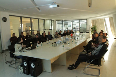 中山市混凝土協(xié)會(huì)蒞臨南方路機(jī)考察