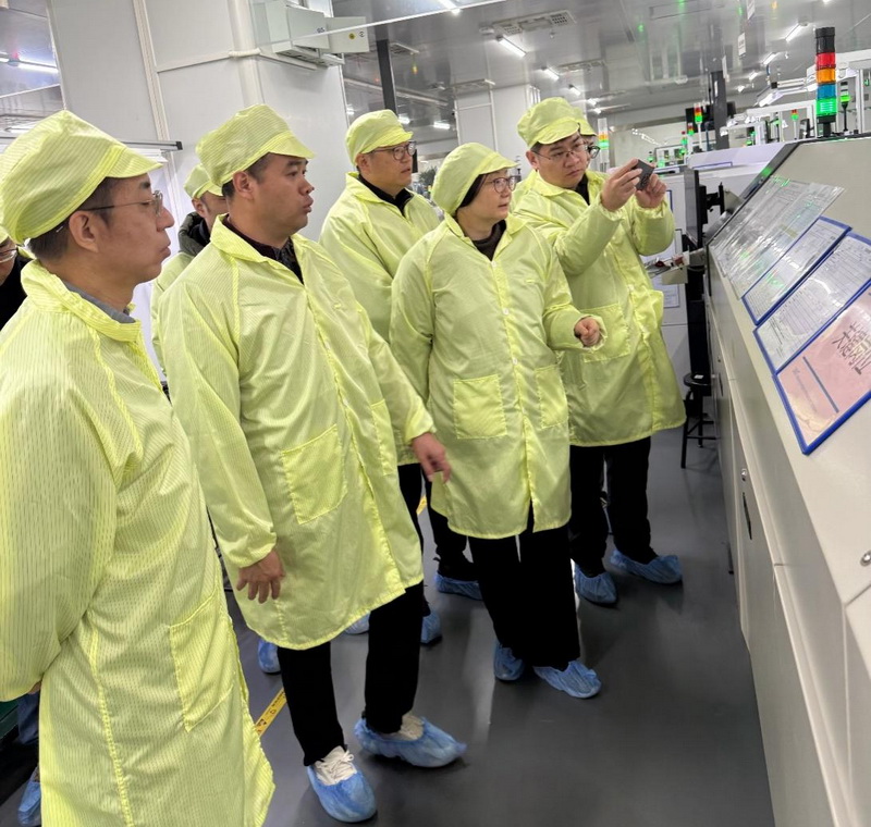 東航資產(chǎn)領(lǐng)導(dǎo)蒞臨合眾思?jí)芽疾旖涣?深化技術(shù)轉(zhuǎn)讓合作共謀發(fā)展新篇